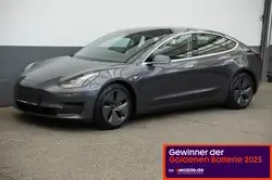 Tesla Model 3 usado em Alemanha, fotografia do anúncio