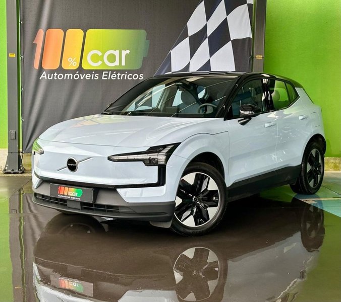 Volvo EX30 usado de 2024, fotografia deste anúncio